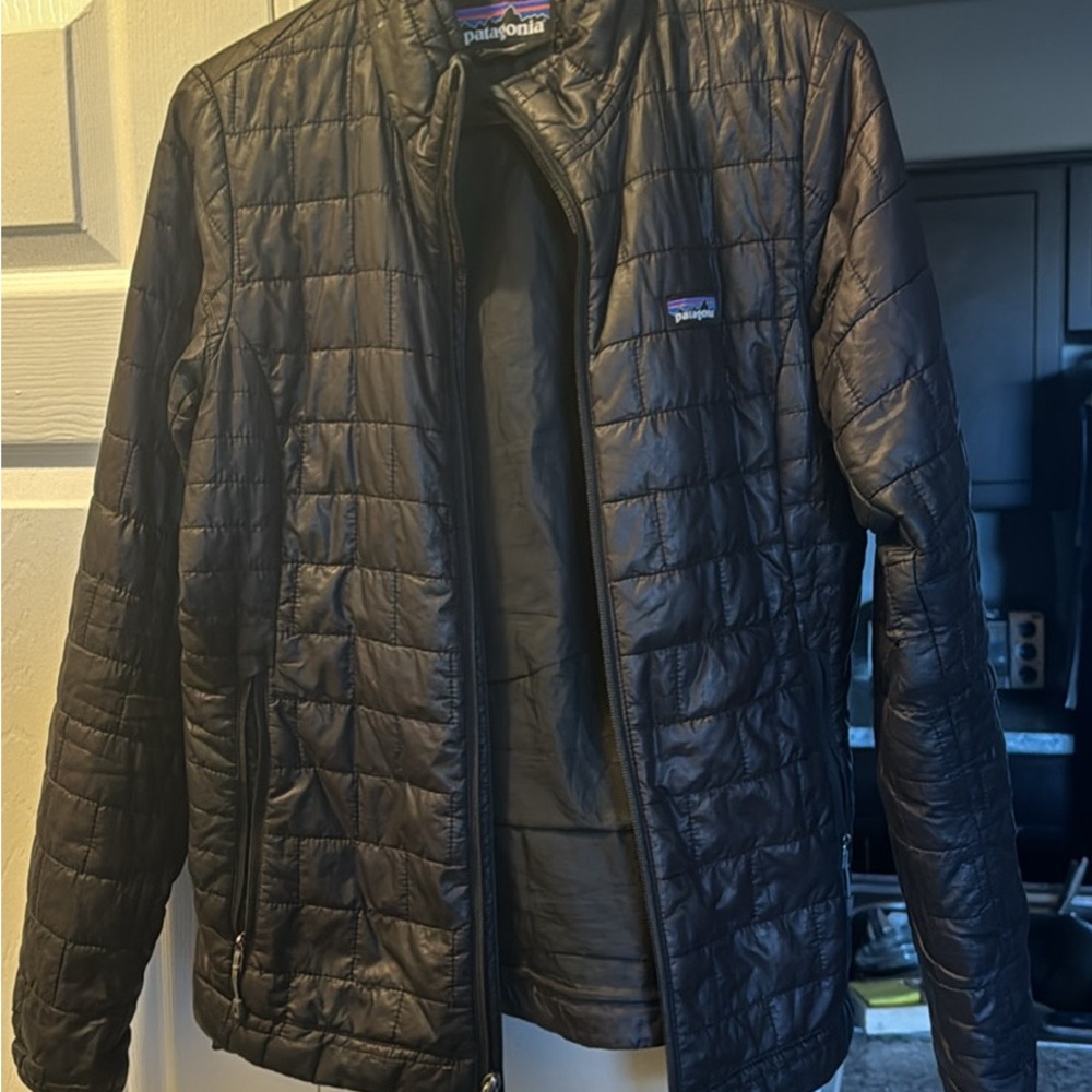 Patagonia women’s nano puffer SOLD